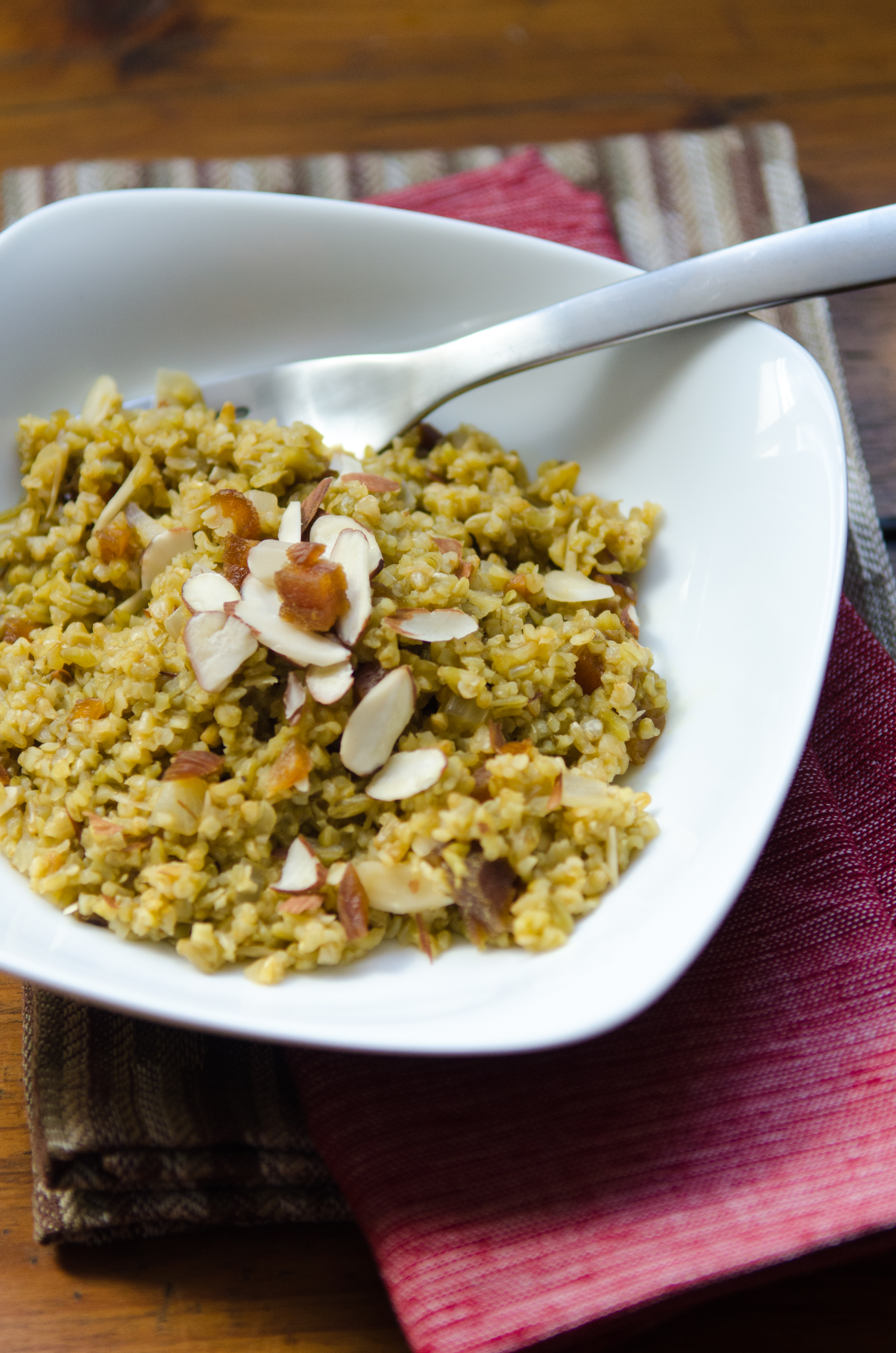Freekeh Pilaf with Apricots and Almonds | Bob's Red Mill's Recipe Box