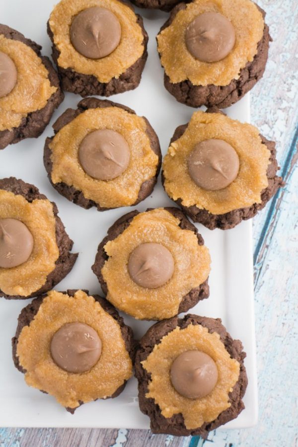 Scrumptious Chocolate Cookies With Da Bomb Peanut Butter Frosting | Bob ...