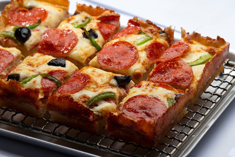 Detroit-Style Pizza  Combi Steam Oven Recipes